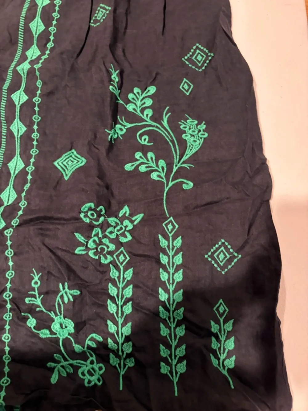 JOHNNY WAS Women’s Medium  Green Embroidered Willow Boho Tunic Dress Petal